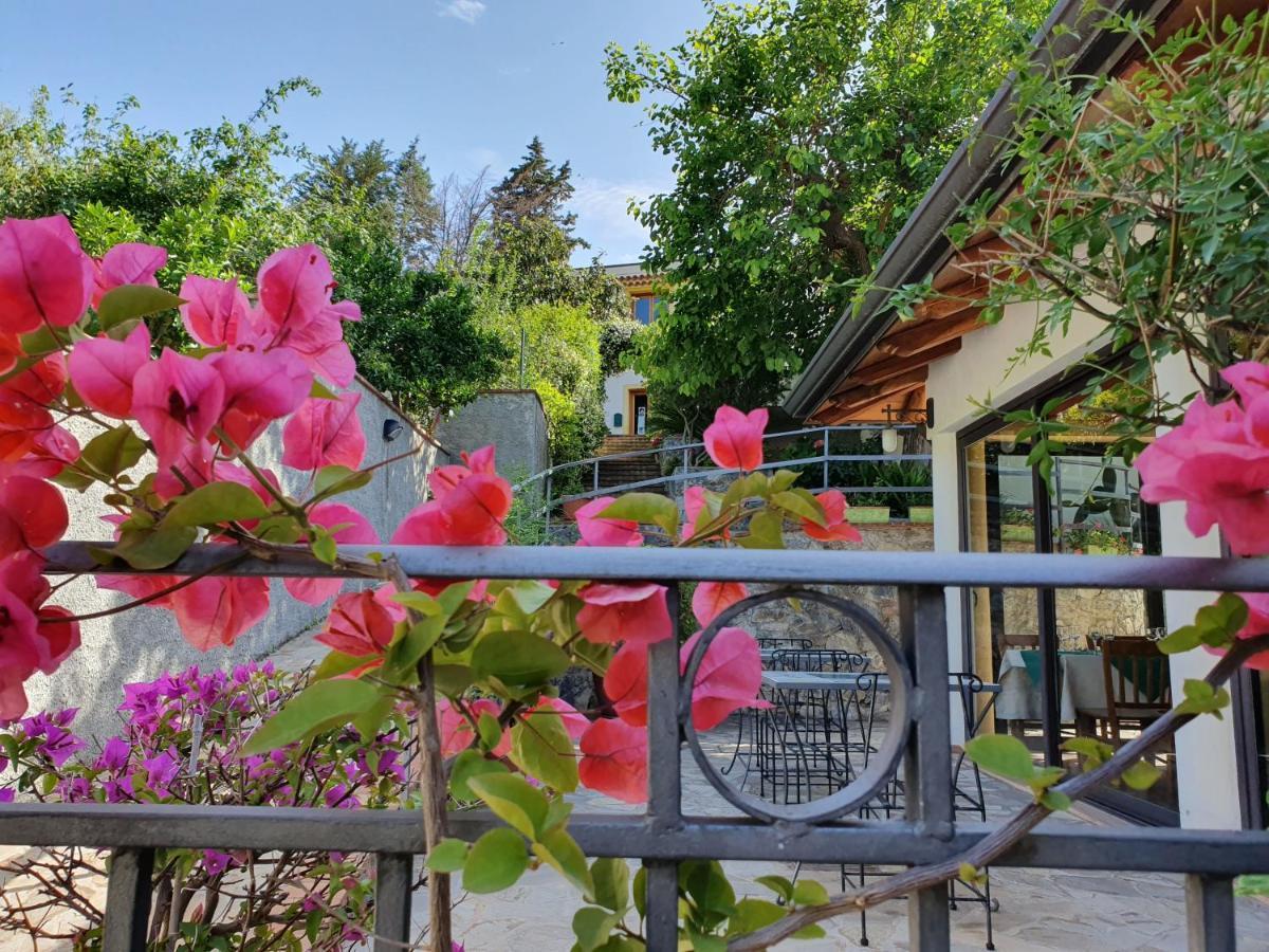 Borgo San Francesco Gioiosa Marea Exterior foto